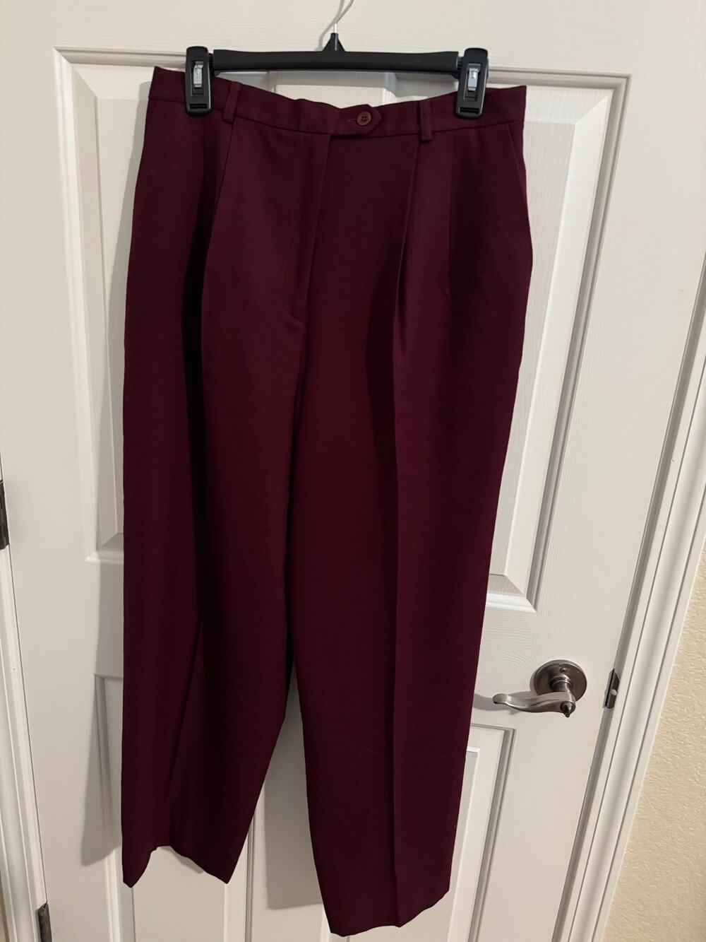 Talbots Vintage High Waisted 100% Wool Pleated Trousers Woolmark Burgundy 12